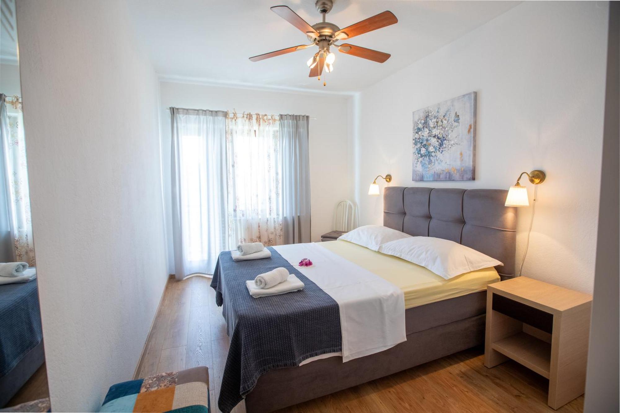 Apartment Gloria Podstrana Buitenkant foto